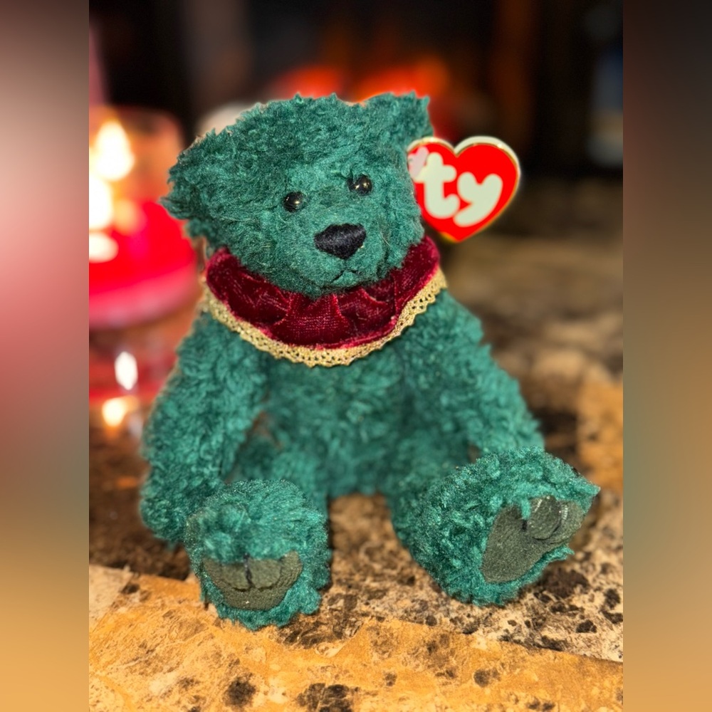 🎄 TY Attic Treasures “Laurel” Holiday Bear